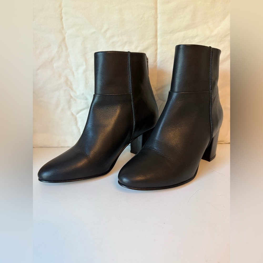 NWB French Connection Renzo Leather Ankle Boot Size US 6/EU 37 MSRP: $228